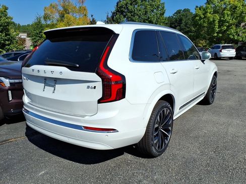 New 2026 Volvo XC90 B6 Plus w/ Protection Package Premier image 3
