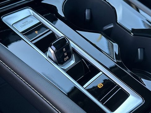 New 2026 Volkswagen Atlas SE FWD image 20