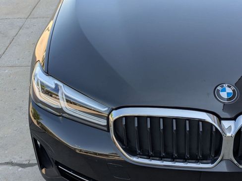 Used 2023 BMW 530i image 12