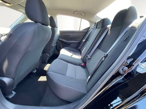 Used 2024 Nissan Sentra SV FWD image 11