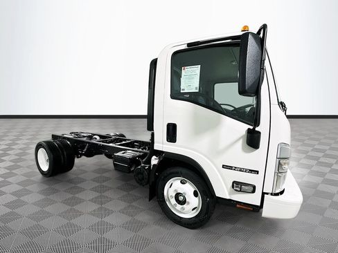 New 2026 Isuzu NPR RWD image 3