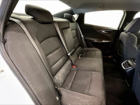 Used 2022 Chevrolet Malibu LT FWD image 23
