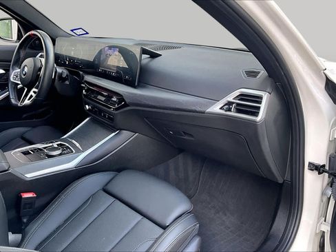 Used 2025 BMW M340i w/ Premium Package RWD image 16