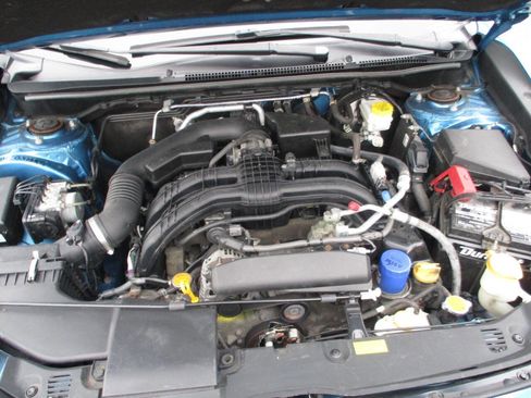 Used 2018 Subaru Impreza 2.0i Premium image 8