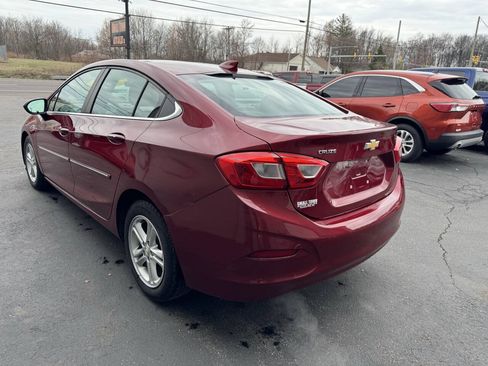 Used 2017 Chevrolet Cruze LT w/ Convenience Package FWD image 6