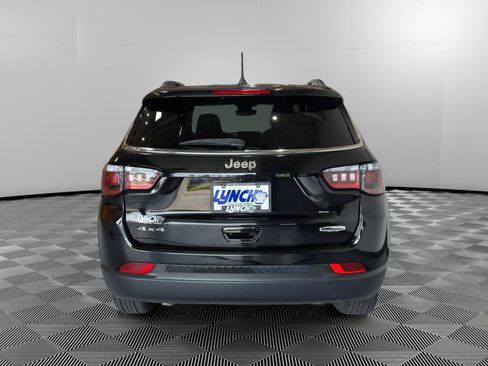 Used 2024 Jeep Compass Latitude AWD/4WD image 4