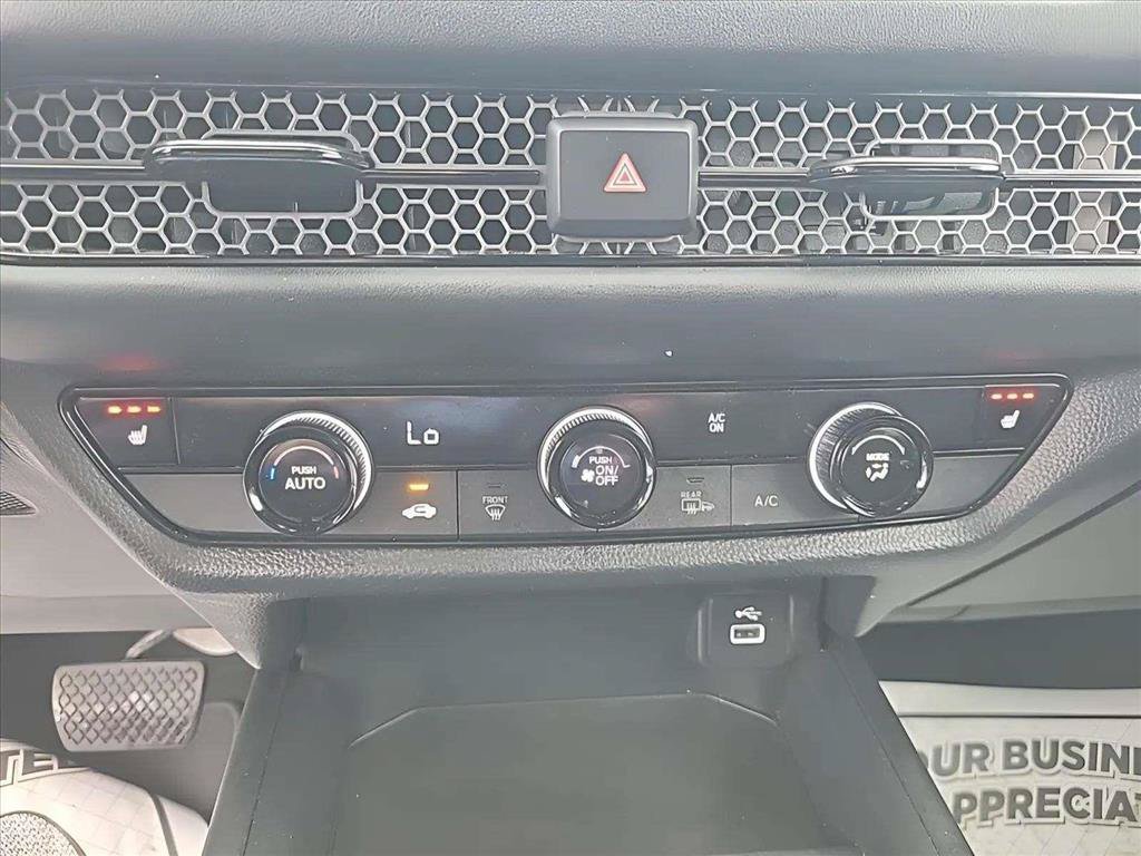 Used 2025 Honda HR-V Sport image 11