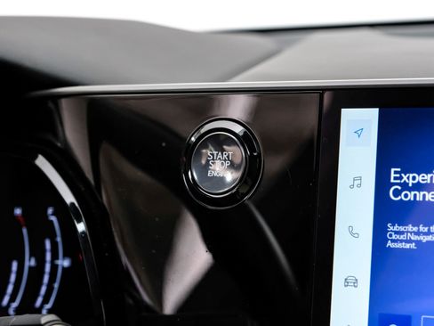 Used 2024 Lexus NX 250 FWD image 25