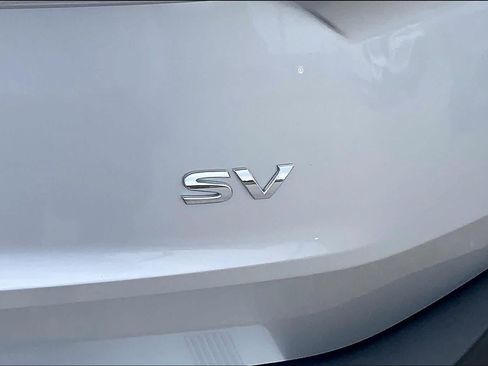 Used 2023 Nissan Rogue SV w/ SV Premium Package FWD image 10