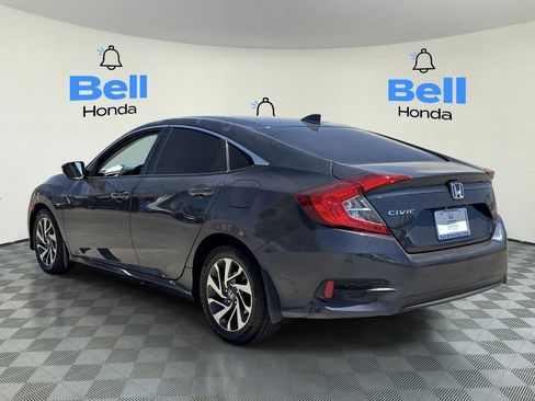 Used 2018 Honda Civic EX image 3
