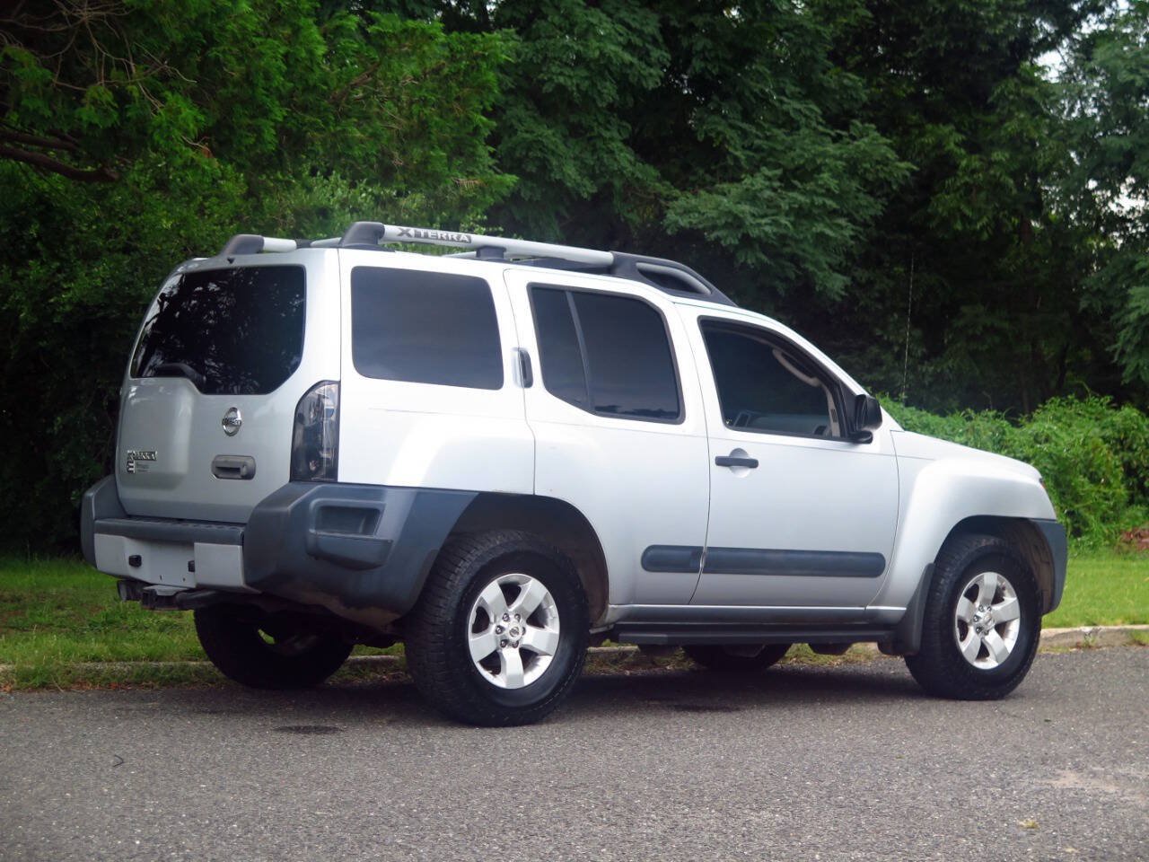 Used 2011 Nissan Xterra S w/ 4X4 Value Package image 4