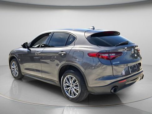 Used 2023 Alfa Romeo Stelvio Sprint RWD image 7