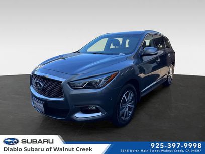 Used 2016 INFINITI QX60 FWD w/ Premium Package