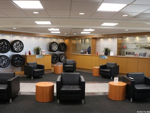 Used 2021 Land Rover Range Rover Westminster Edition image 40