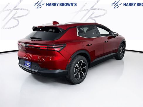 New 2026 Chevrolet Equinox EV LT image 31