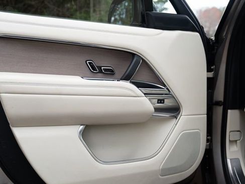 Used 2023 Land Rover Range Rover Long Wheelbase First Edition image 53