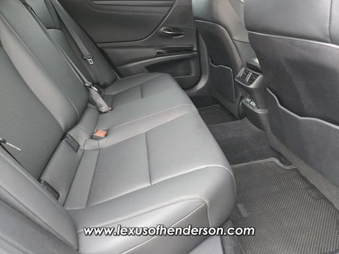Certified 2024 Lexus ES 350 w/ Premium Package FWD image 17