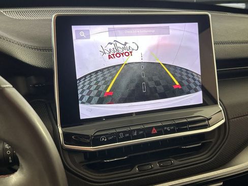 Used 2025 Jeep Compass Trailhawk image 17