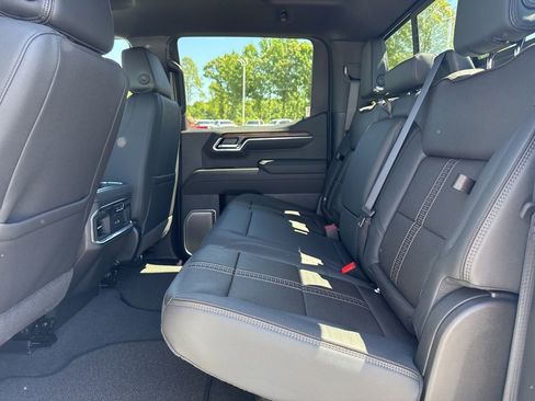 New 2026 Chevrolet Silverado 1500 High Country AWD/4WD image 12
