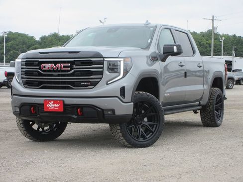 New 2026 GMC Sierra 1500 AT4 w/ AT4 Premium Package AWD/4WD image 10