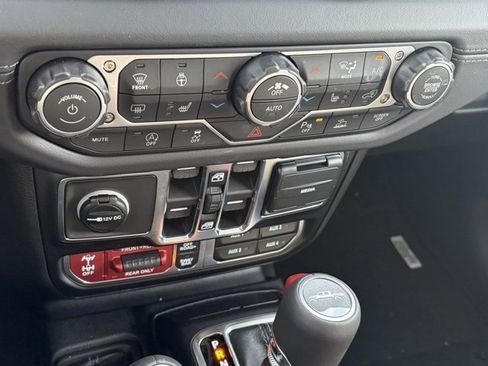 New 2026 Jeep Gladiator Rubicon image 23