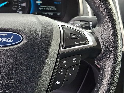 Certified 2024 Ford Edge SEL AWD/4WD image 22