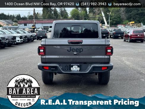 New 2026 Jeep Gladiator Sport AWD/4WD image 5