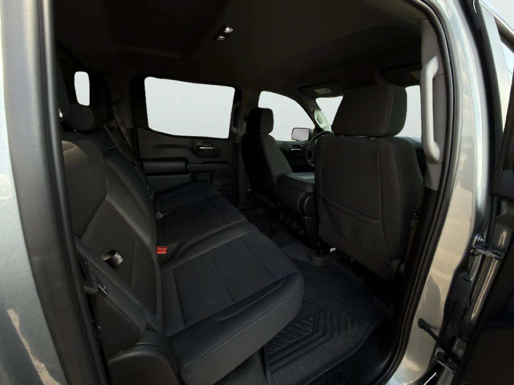 Used 2025 Chevrolet Silverado 1500 Custom Trail Boss AWD/4WD image 15