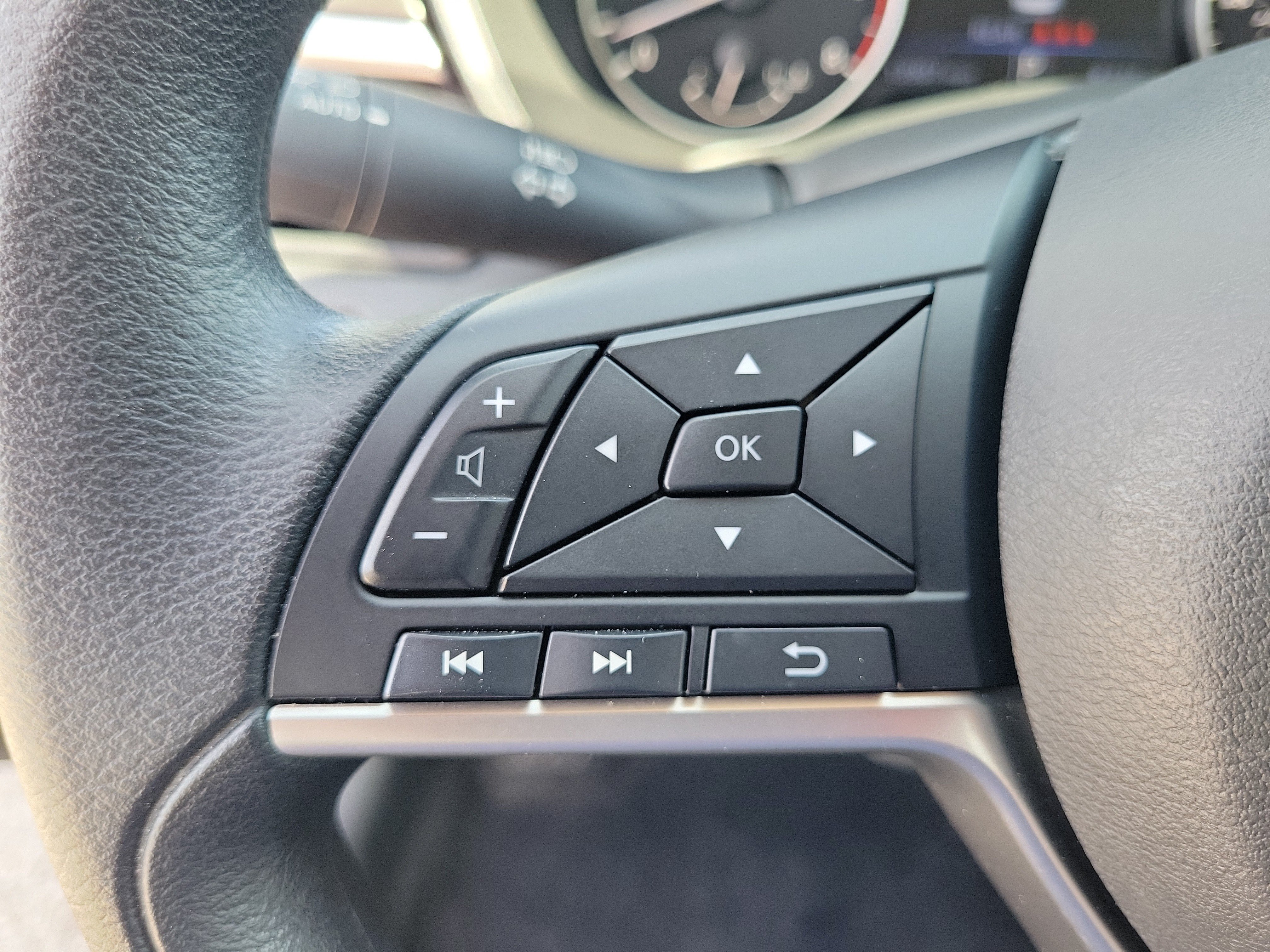 Certified 2026 Nissan Altima 2.5 SV FWD image 18