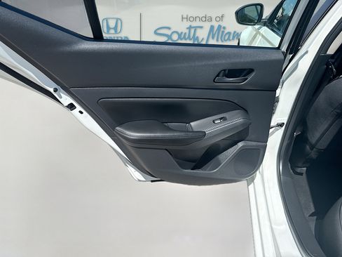 Used 2025 Nissan Altima 2.5 SV image 24