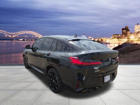 Used 2024 BMW X4 xDrive30i w/ Premium Package image 3