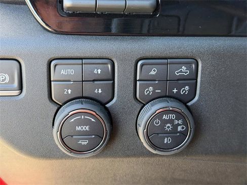 Certified 2025 Chevrolet Silverado 2500 High Country w/ High Country Premium Package image 13