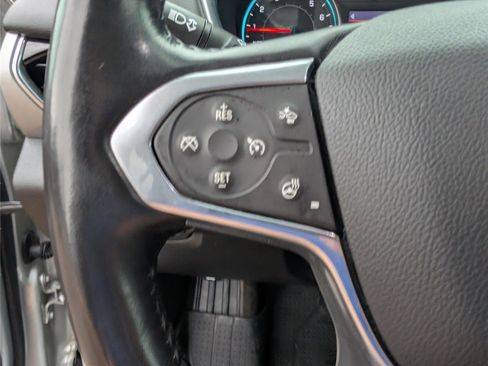Used 2021 Chevrolet Traverse RS FWD image 24