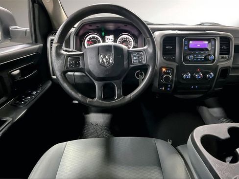 Used 2017 RAM 1500 Express image 10
