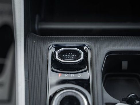 New 2026 Jeep Cherokee Overland image 33