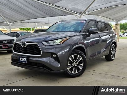 Used 2020 Toyota Highlander XLE