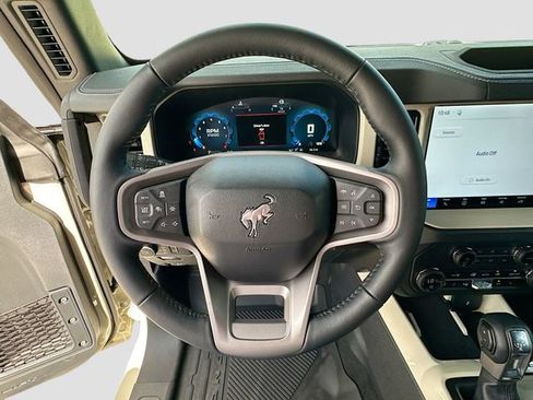 New 2026 Ford Bronco Outer Banks AWD/4WD image 7