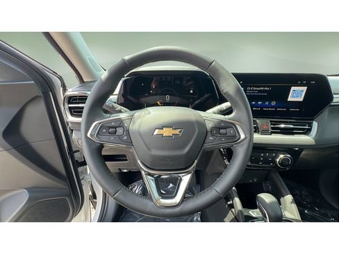 Certified 2026 Chevrolet TrailBlazer LT w/ LT Cold Weather Package AWD/4WD image 22
