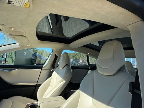 Used 2017 Tesla Model S 100D image 18