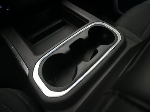 Used 2021 GMC Sierra 1500 Elevation w/ Preferred Package image 16