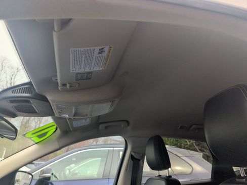 Used 2020 Ford Escape SEL image 22