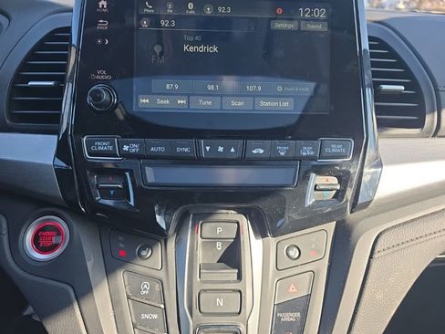 Certified 2024 Honda Odyssey EX-L image 18