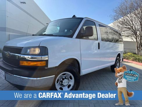 Used 2020 Chevrolet Express 2500 LT w/ LT Preferred Equipment Group image 7
