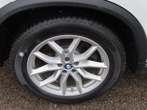 Used 2020 BMW X5 xDrive40i w/ Premium Package image 14