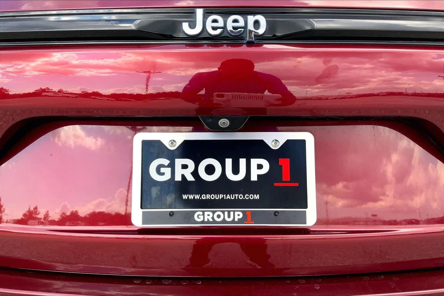 Used 2022 Jeep Grand Cherokee Limited 4xe w/ Luxury Tech Group II AWD/4WD image 10
