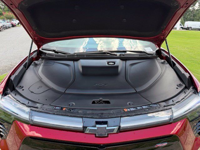 Used 2024 Chevrolet Blazer EV RS AWD/4WD image 30