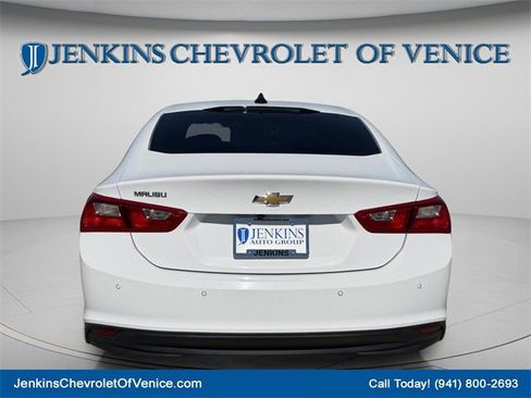 Used 2021 Chevrolet Malibu LS image 6