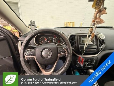 Used 2016 Jeep Cherokee Latitude w/ Comfort/Convenience Group image 5