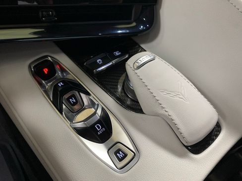 Used 2025 Chevrolet Corvette E-Ray AWD/4WD image 27
