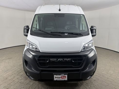 Used 2026 RAM ProMaster 2500 w/ Convenience Group FWD image 2